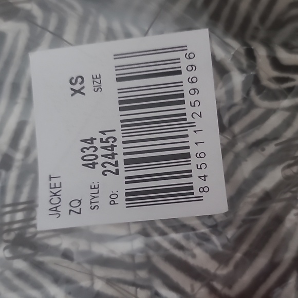 Cabi 007 Zebra stripe trench xs - Picture 5 of 6